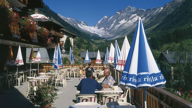 Hotel Edelweiss Blatten Loetschental Restaurace fotografie