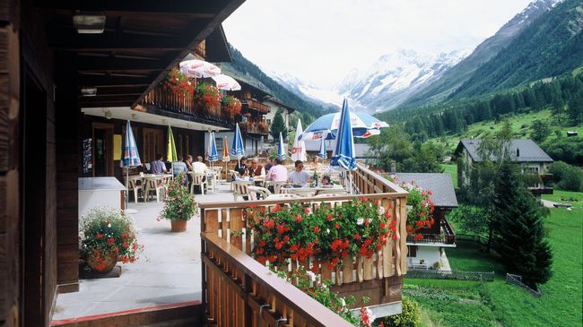 Hotel Edelweiss Blatten Loetschental Restaurace fotografie